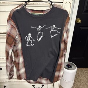 Skeleton Skateboard Graphic Long Sleeve Shirt